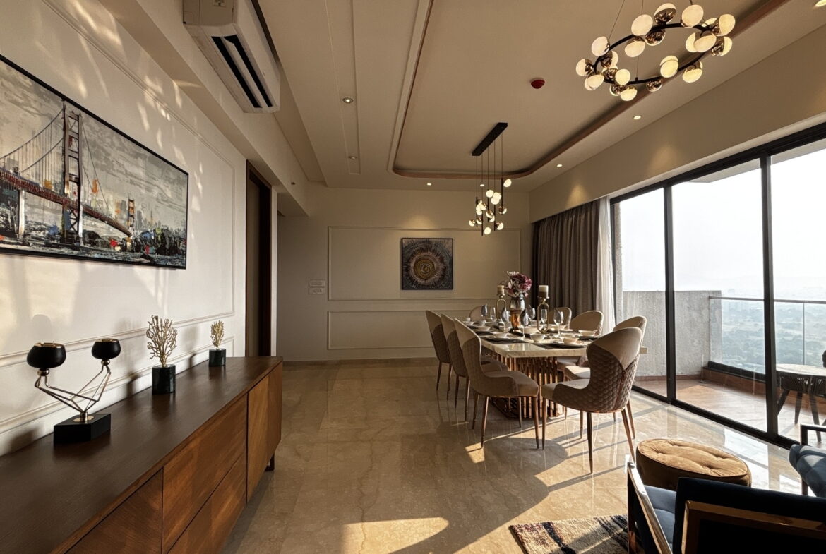 3 Beds and 3 Bath for sale in Mumbai