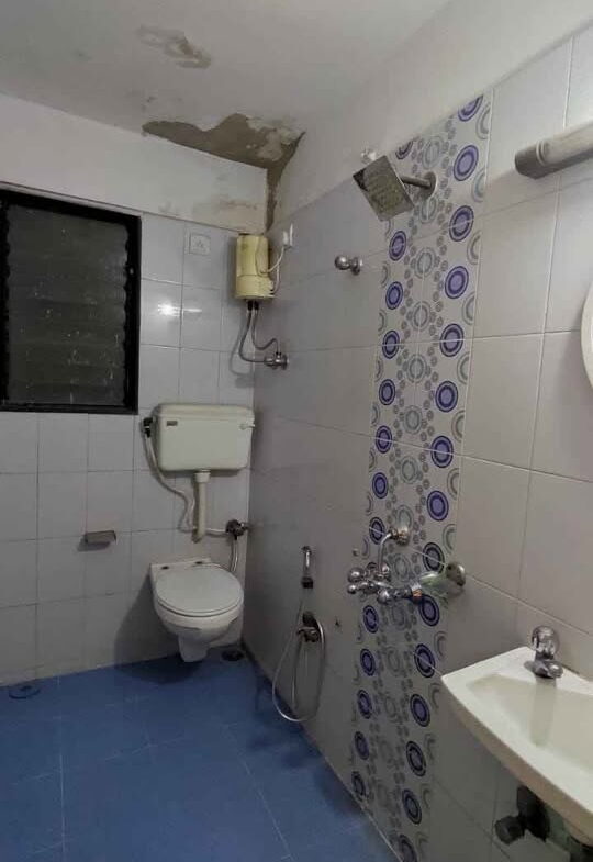 3 Beds & 3 Baths for Sale in Mumbai