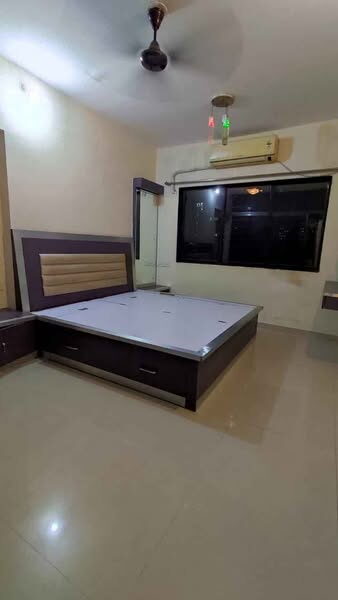 3 Beds & 3 Baths for Sale in Mumbai