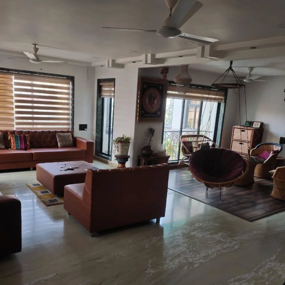 3 Beds and 3 Baths for Sale in Surat