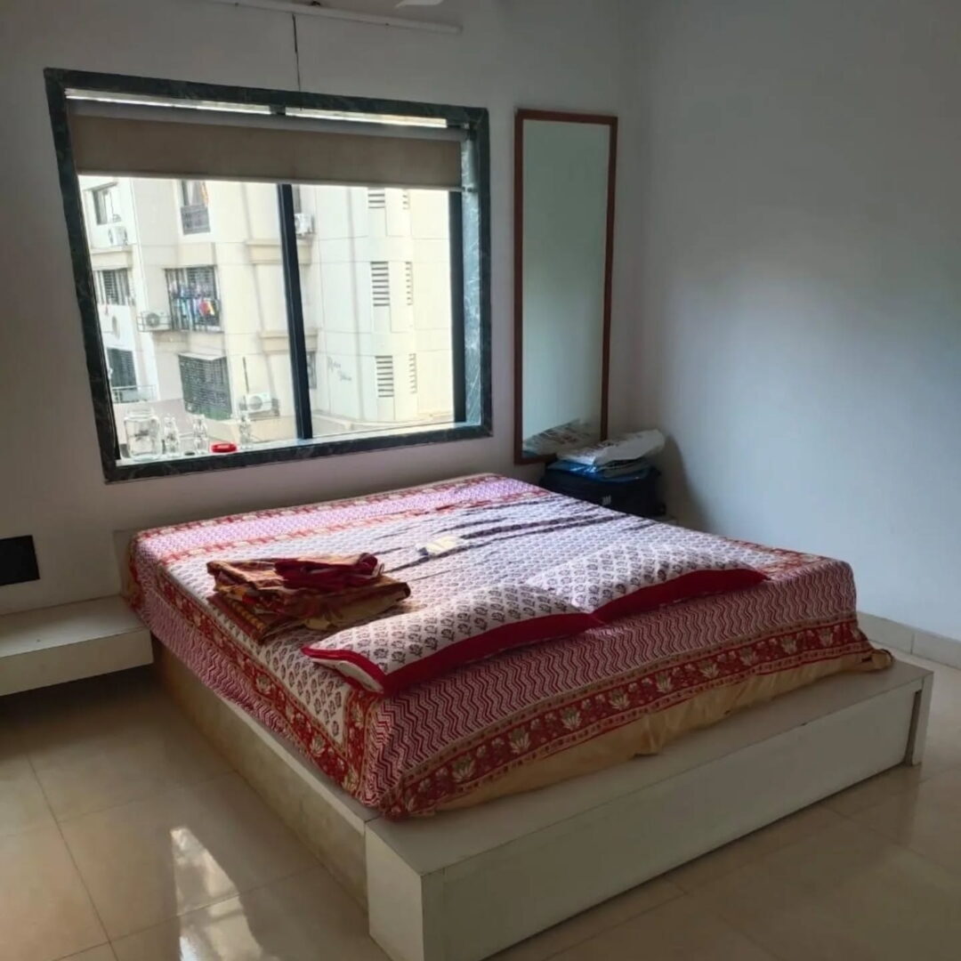 3 Beds and 3 Baths for Sale in Surat
