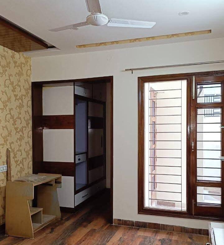 3 Beds And 3 Baths For Rent In Mohali.