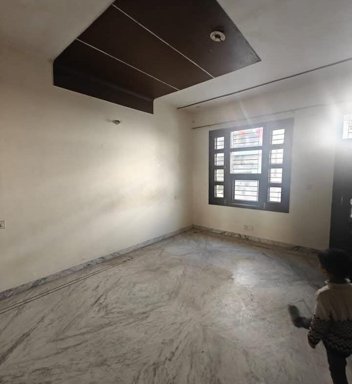 1 Bed And 1 Bath For Rent In Mohali.
