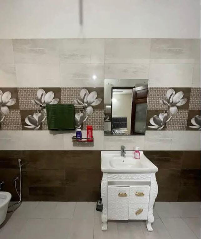 5 Beds And 5 Baths For Rent In Mohali.