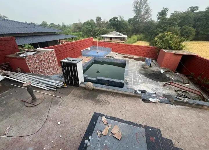 4 Beds And 4 Baths For Rent In Badalapur.