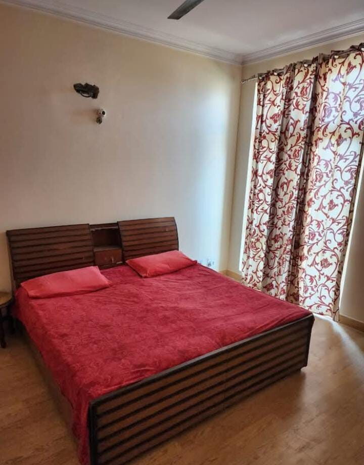 3 Beds And 3 Baths For Rent In Mohali.