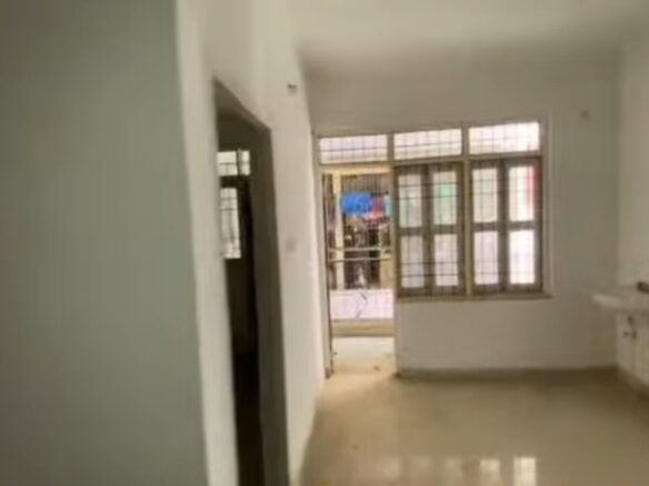 Independent flat for sale in Varanasi