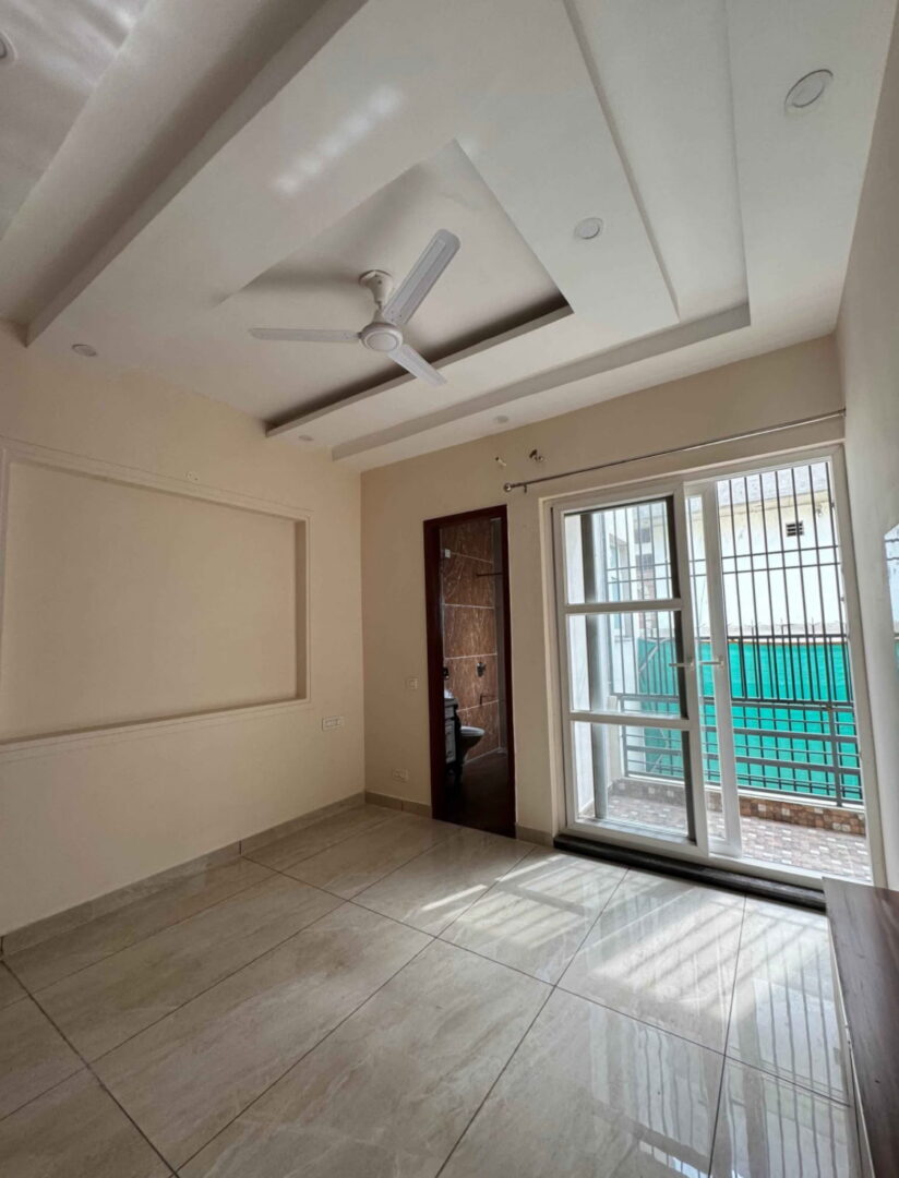 Independent flat for sale in Varanasi