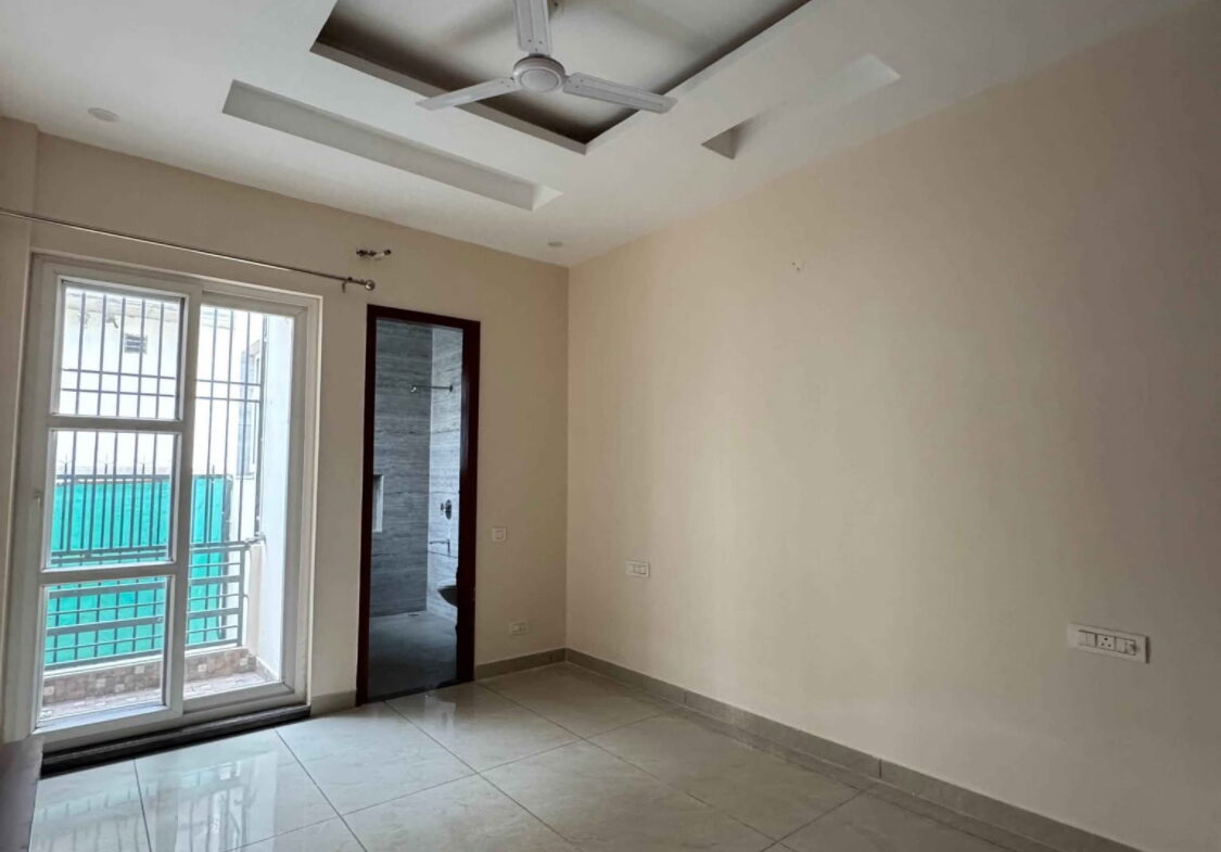 Independent flat for sale in Varanasi