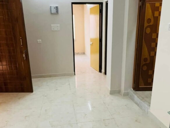 Independent flat for sale in Varanasi