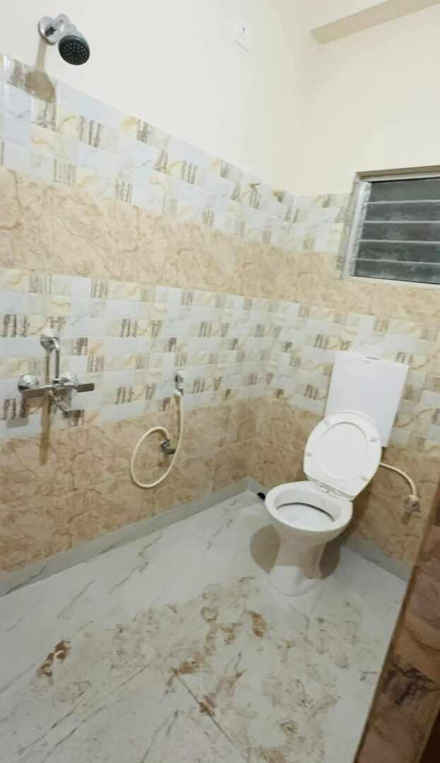 Independent flat for sale in Varanasi