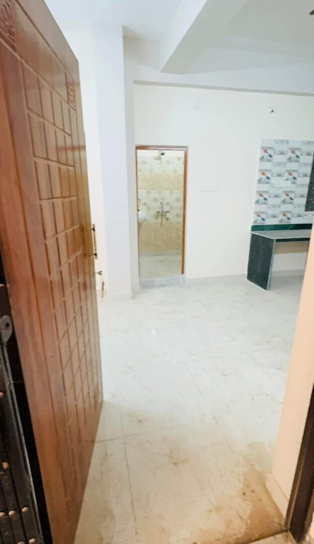 Independent flat for sale in Varanasi