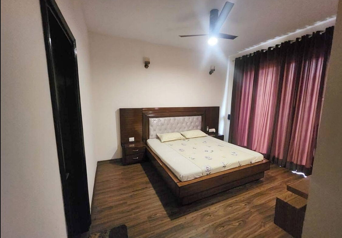 Independent flat for sale in Punjab