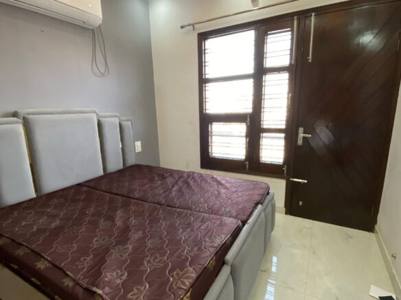 Independent flat for sale in Punjab