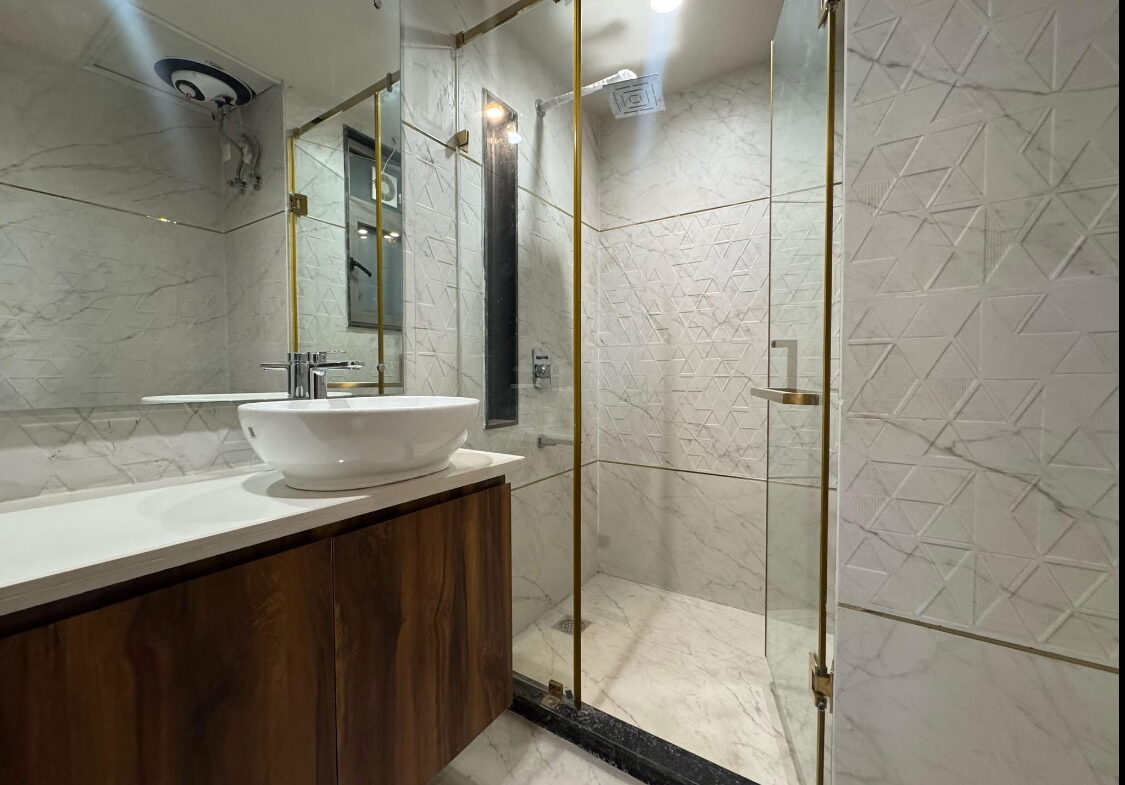 Independent flat for sale in Punjab