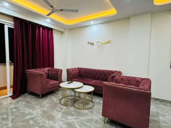 1 Bed and 1 Bath Flat for Rent in New Delhi