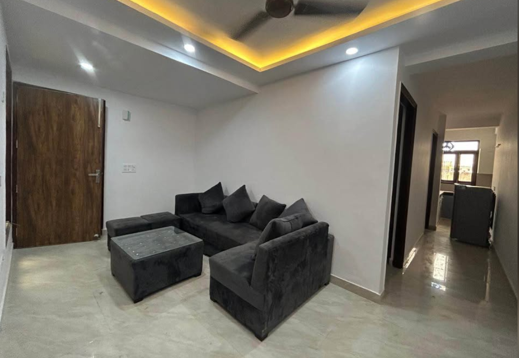 1 Bed and 1 Bath Flat for Rent in New Delhi