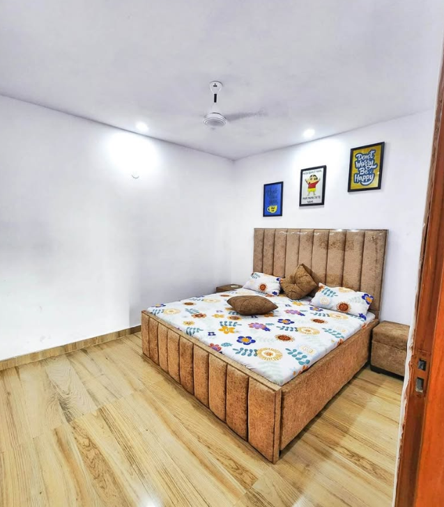 1 Bed and 1 Bath Flat for Rent in New Delhi