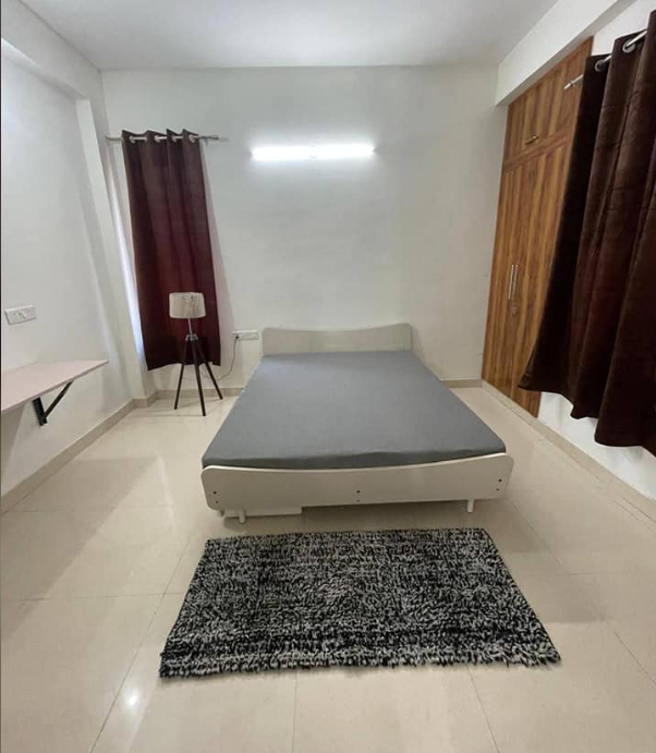 1 Bed and 1 Bath Flat for Rent in New Delhi
