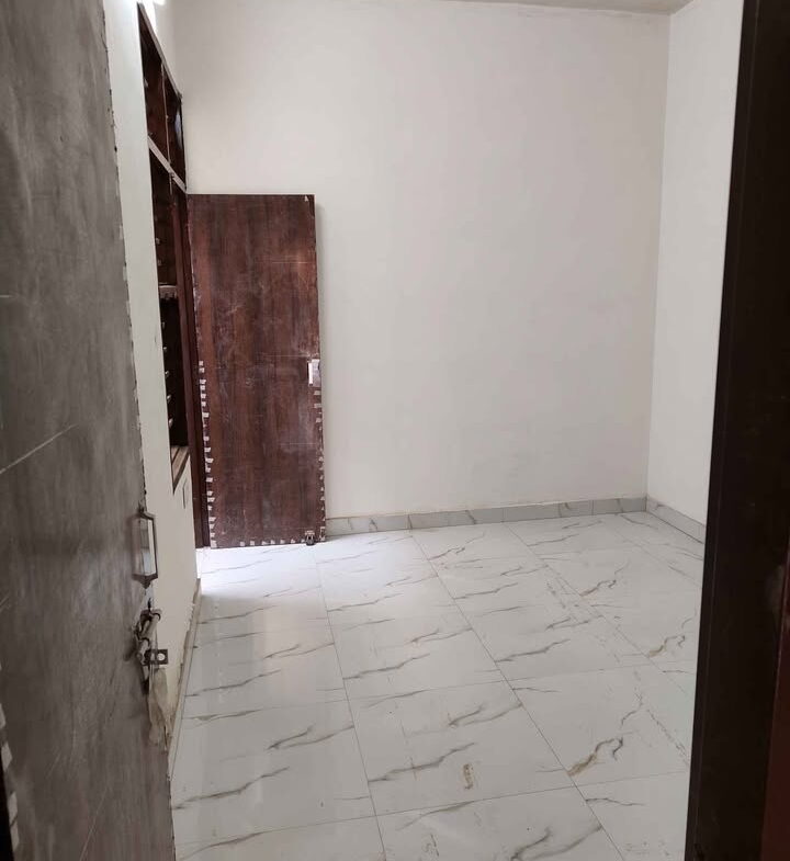 6 beds and 3 baths for sale in Punjab