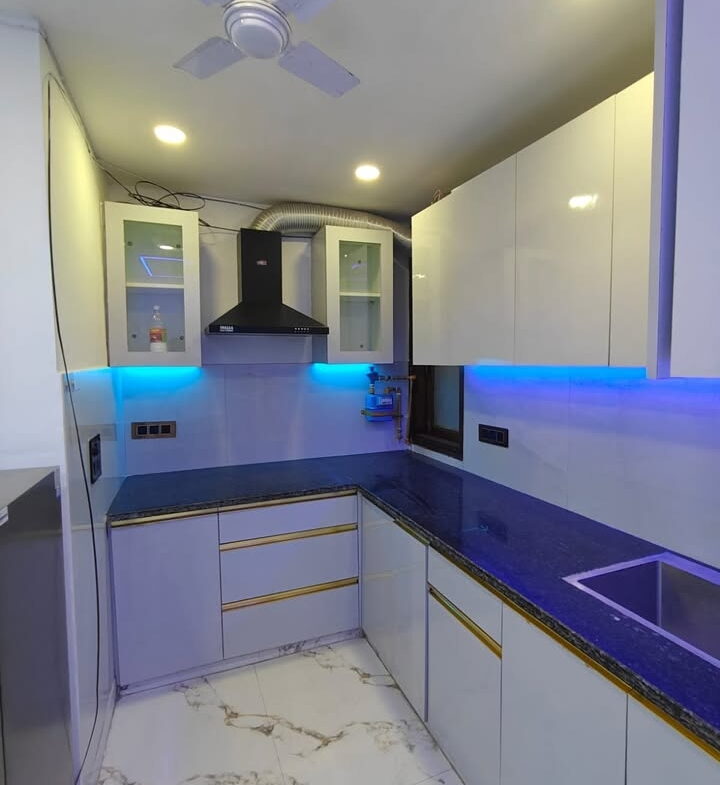 2 beds and 2 baths for rent in Delhi