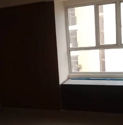 3 beds and 3 baths for sale in Noida