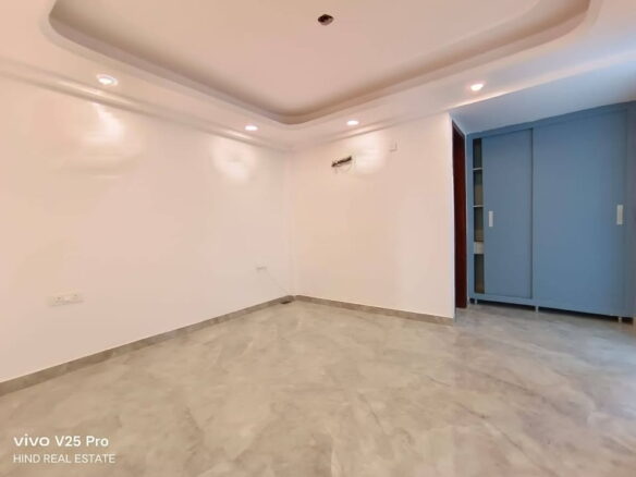 3 beds and 3 baths for sale in Delhi
