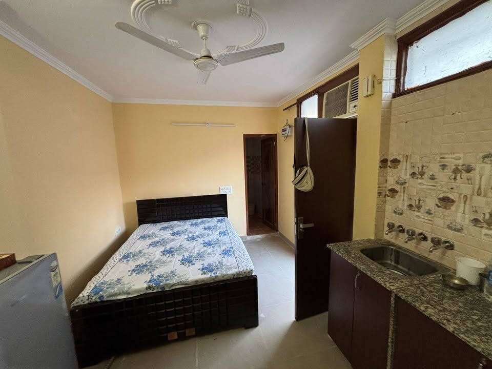 1 bed and 1 bath for Rent in Delhi