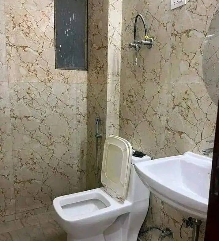 1 bed and 1 bath for rent in Delhi