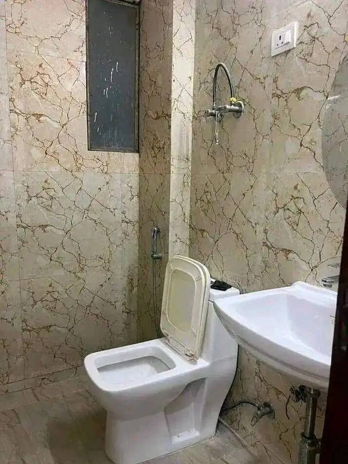 488180331_1424115408968112_1547987028467173552_n 1 bed and 1 bath for rent in Delhi