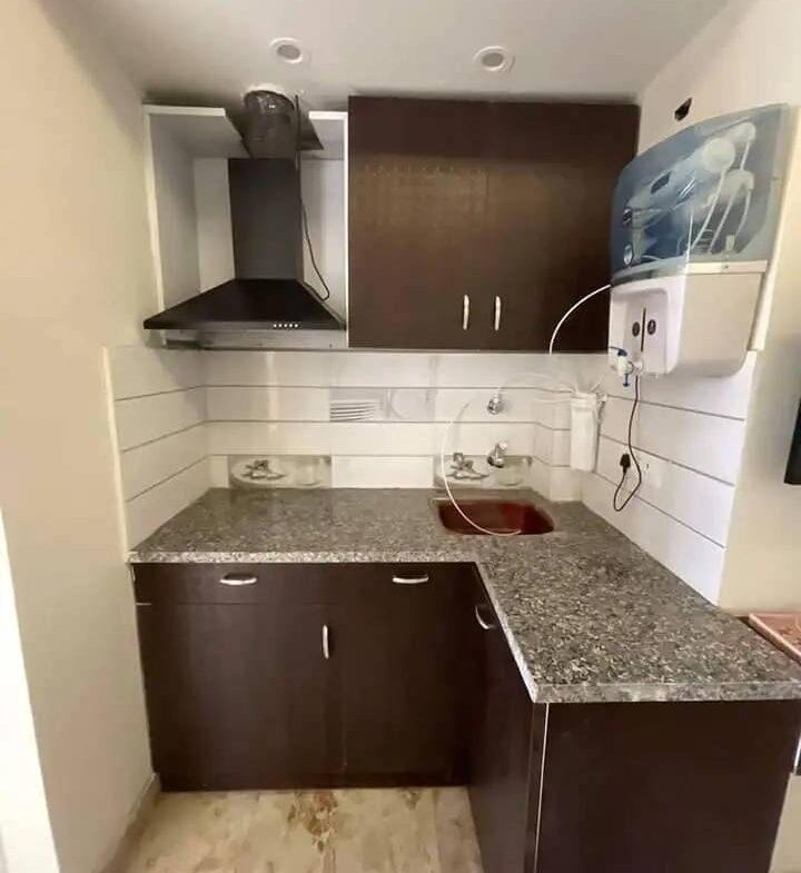 1 bed and 1 bath for rent in Delhi
