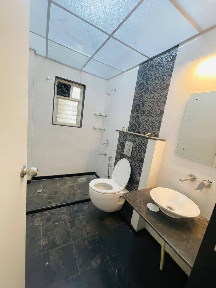 2 beds and 2 baths for sale in Mumbai