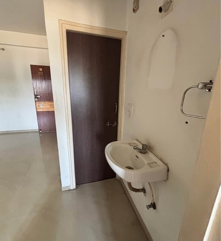 2 beds and 2 baths for rent in Ahmedabad