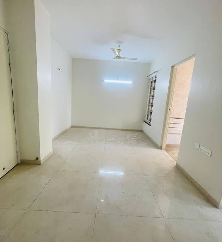 2 beds and 2 baths for sale in Mumbai