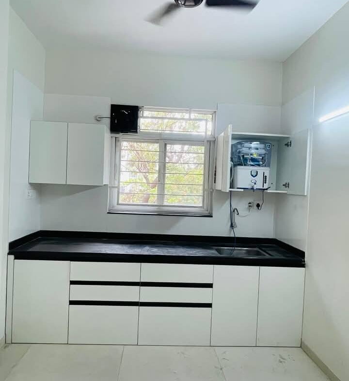 2 beds and 2 baths for sale in Mumbai