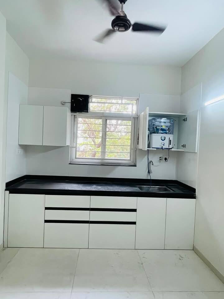 2 beds and 2 baths for sale in Mumbai