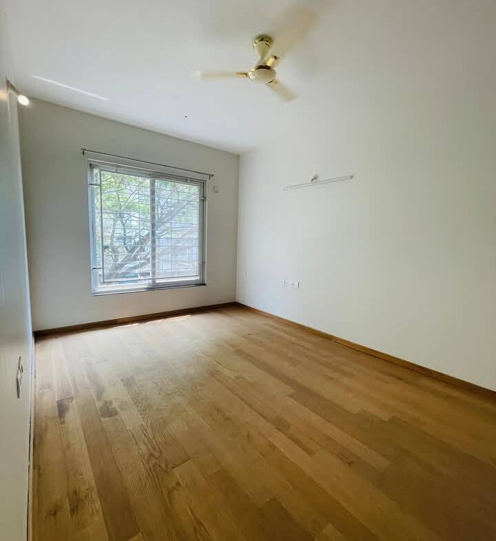 2 beds and 2 baths for sale in Mumbai