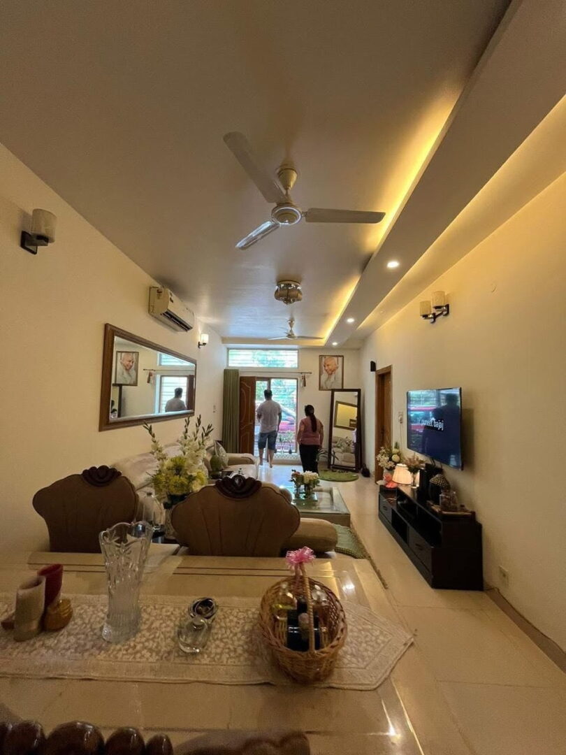 3 beds and 3 baths for rent in Delhi