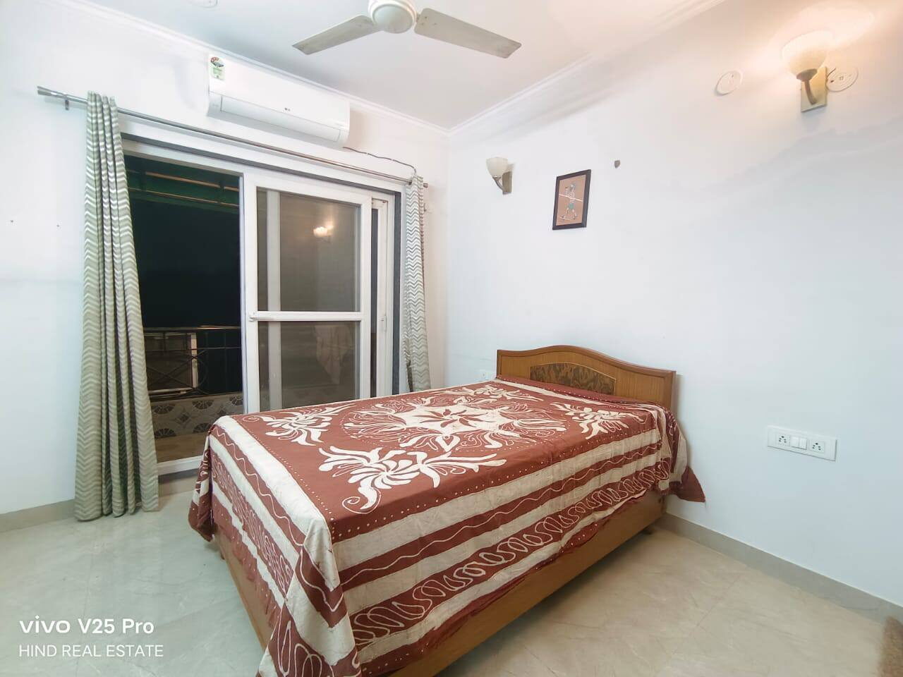 2 beds and 2 baths for rent in Delhi