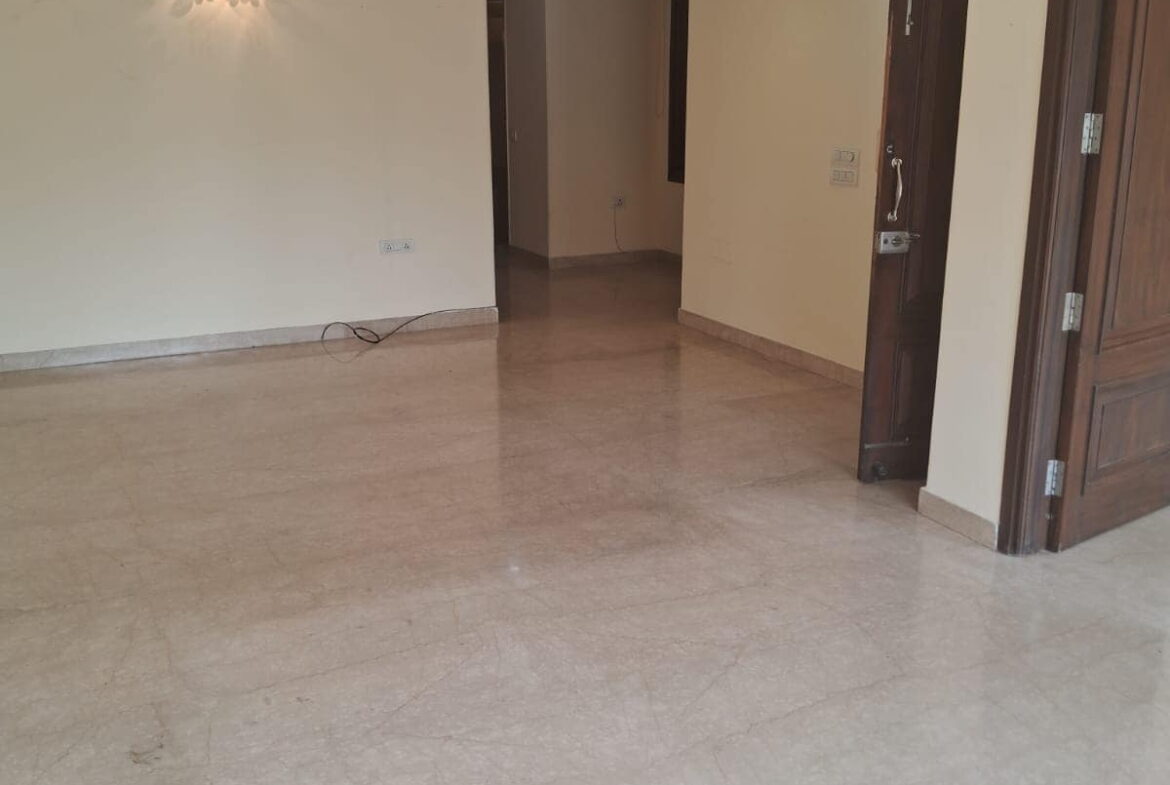 3 beds and 3 baths for rent in Delhi