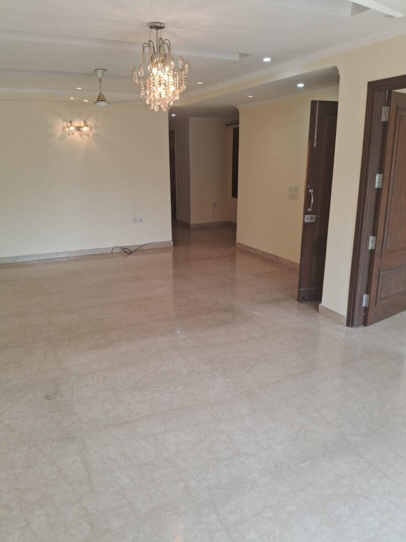 3 beds and 3 baths for rent in Delhi