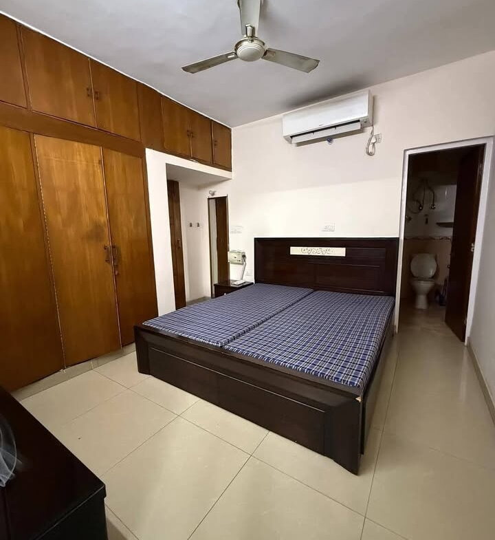 3 beds and 3 baths for rent in Delhi