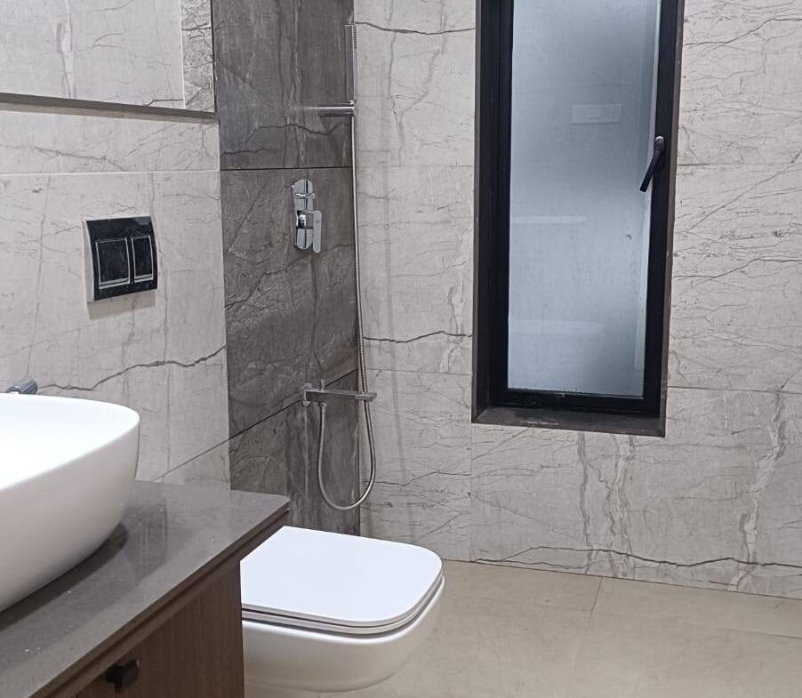2 beds and 2 baths for rent in Mumbai