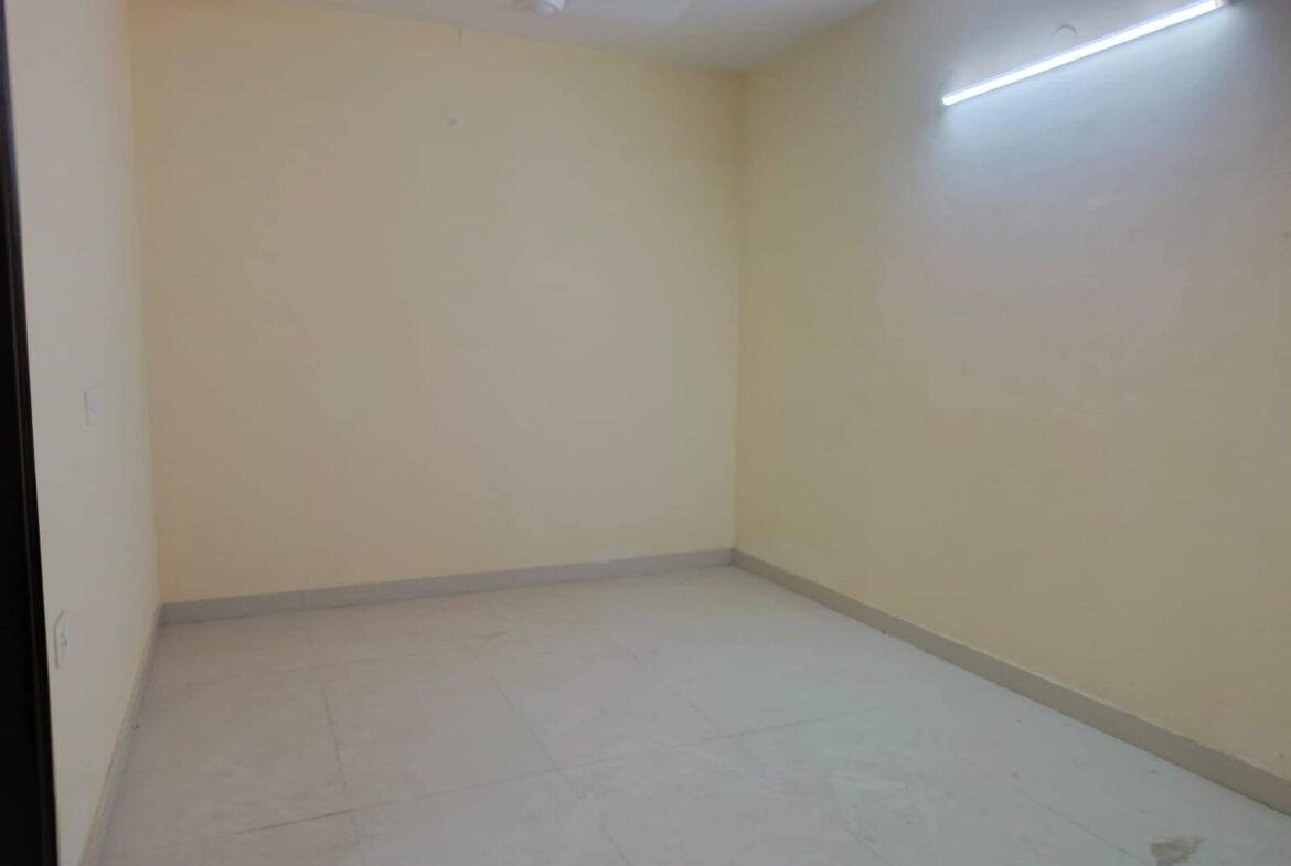 2 beds and 2 baths for rent in Delhi