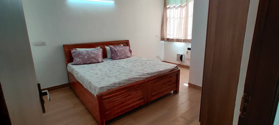 4 beds and 4 baths for rent in Gurugram