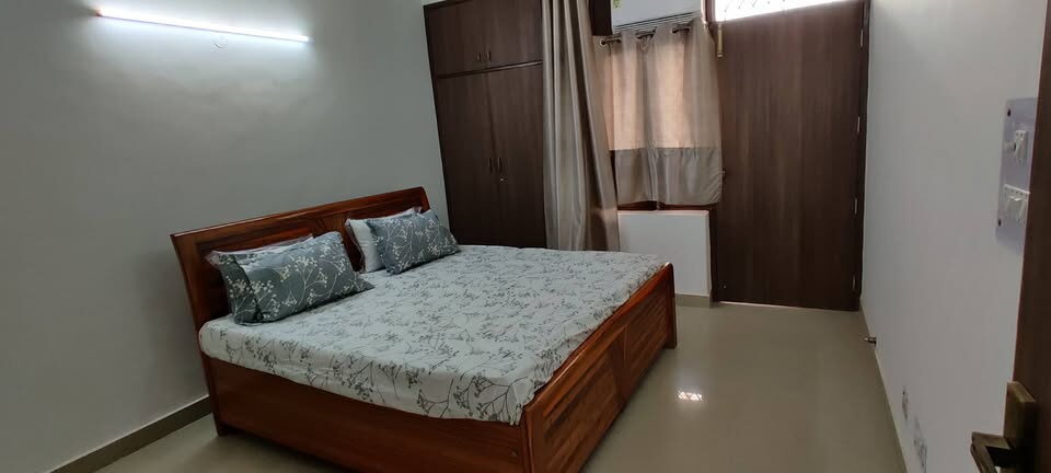 4 beds and 4 baths for rent in Gurugram