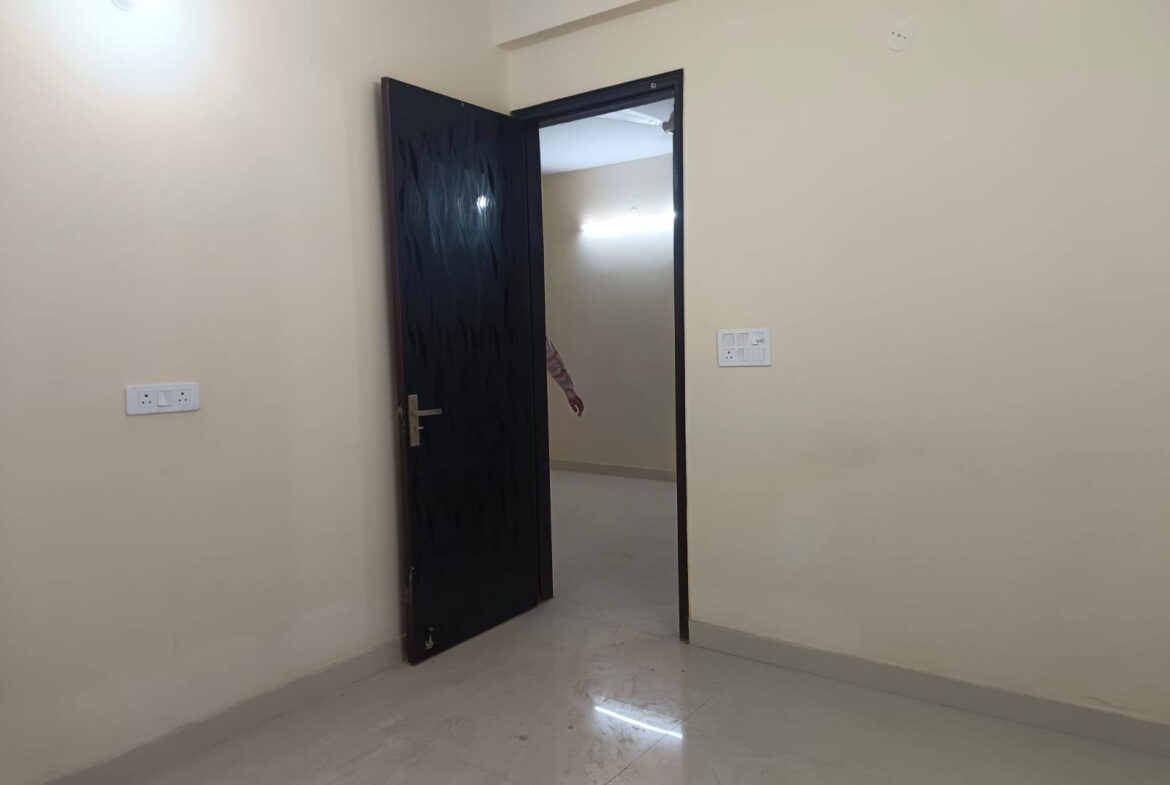 2 beds and 2 baths for rent in Delhi