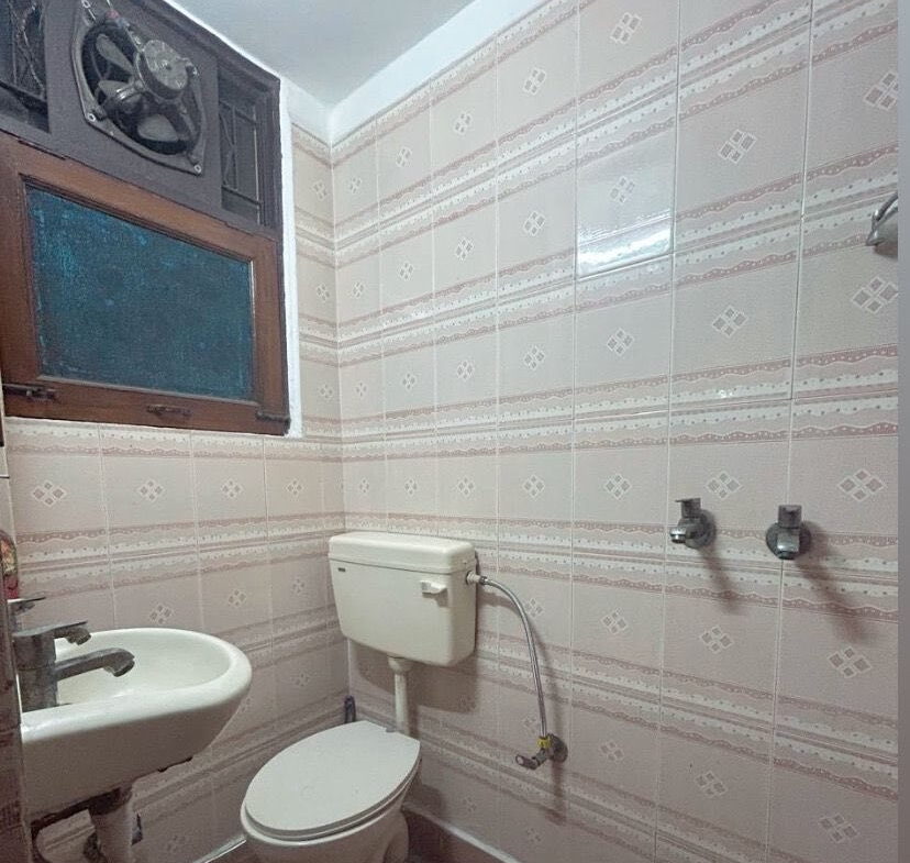 4 beds and 4 baths for sale in Ghaziabad