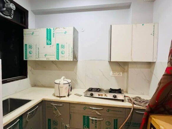 3 beds and 3 baths for rent in Delhi