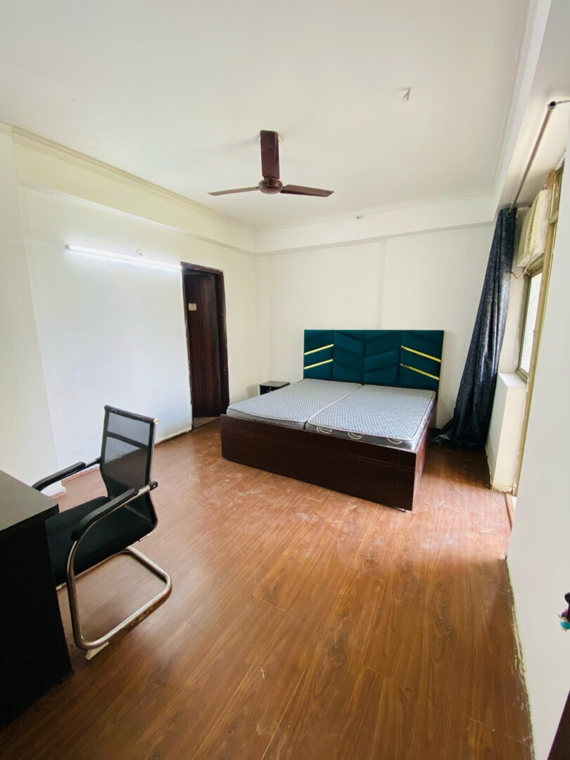 490719868_122262469004194738_5037535826884977392_n 3 beds and 3 baths for rent in Noida